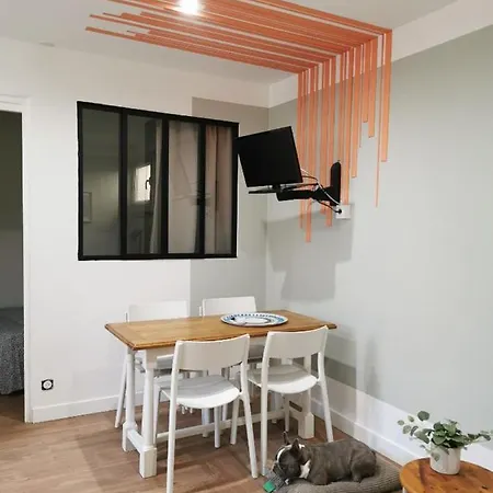 Acces Prive De La Bergerie Apartment